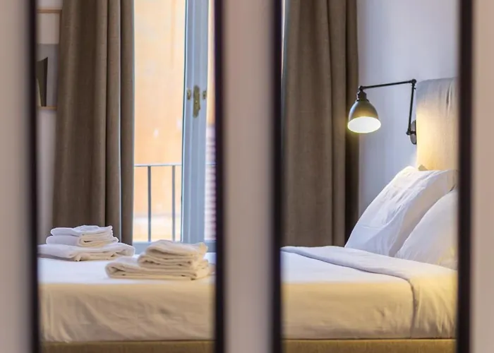 Palazzo Taverna Apart Otel Roma