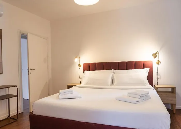 Palazzo Taverna 3*