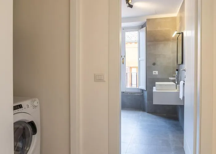 Palazzo Taverna Aparthotel 3*